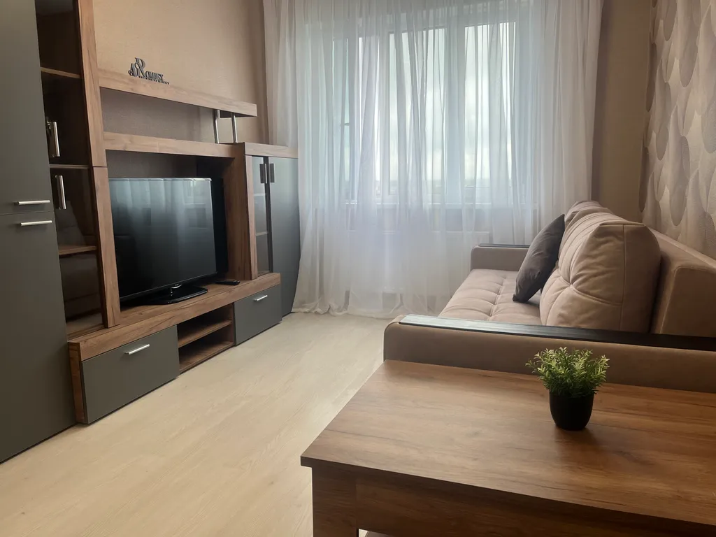 Квартира Апартаменты комфорт класса 4-х местные в жк дебют — Тюмень