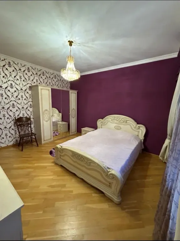 Просторный дом в районе центра