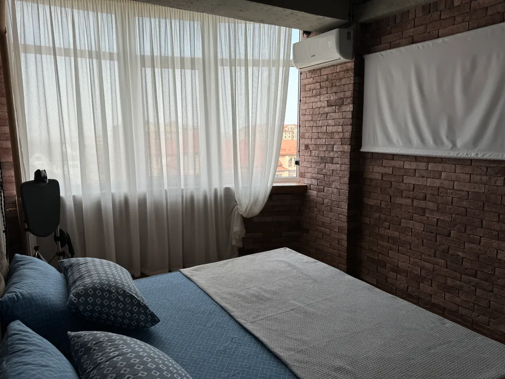 Шикарная квартира в лофт стиле, недалеко от моря со всеми удобствами