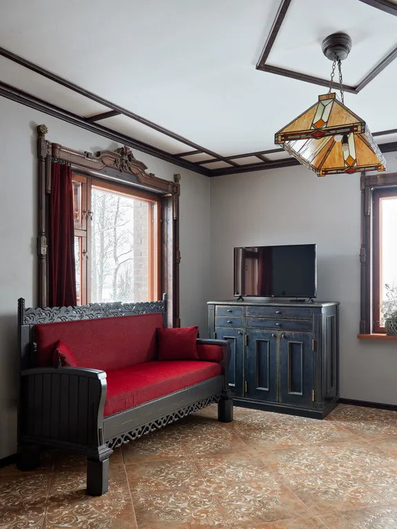 Готический замок Гранат Альдога