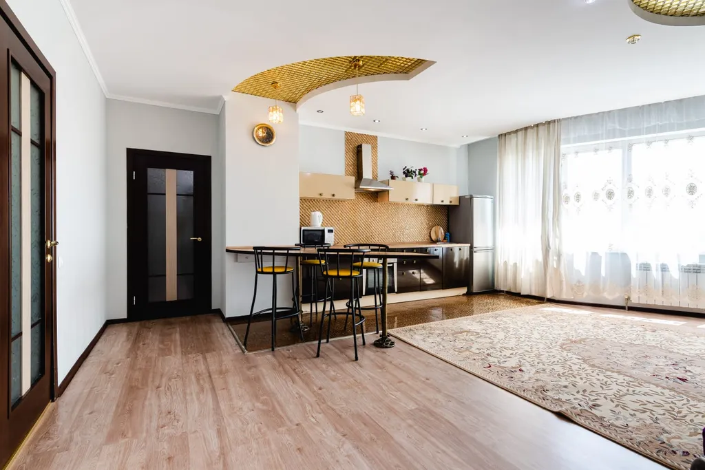 Большая двушка с кухней студией с потрясающим видом на горы