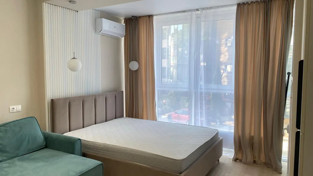 Студия на побережье