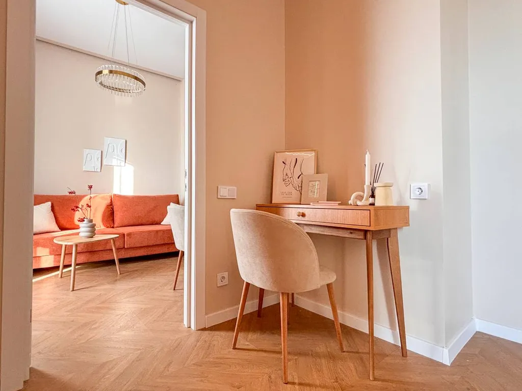 Видовые апартаменты на 21 этаже с панорамным балконом. Пока свободно!