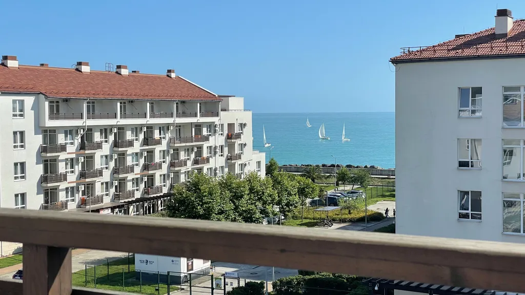 Двухкомнатный пентхаус с видом на море