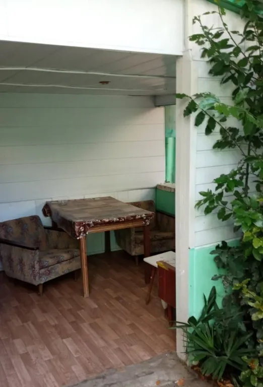 Отдельный дом в центре набережной у моря