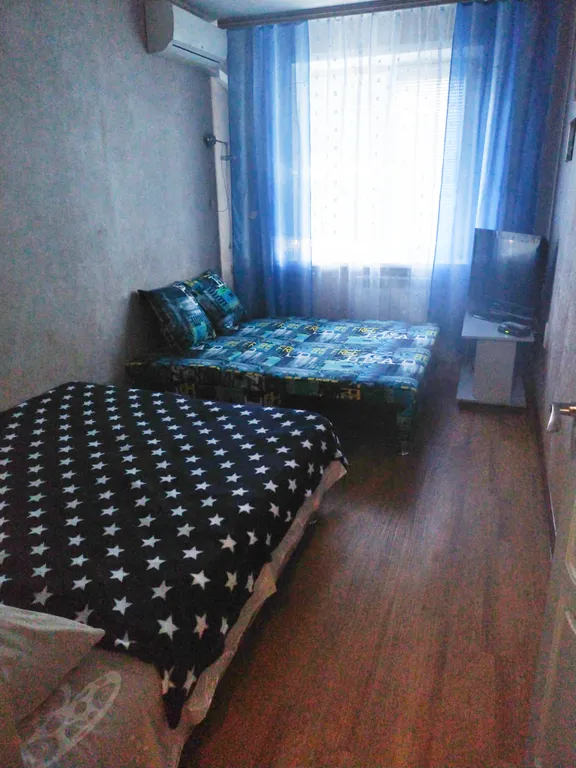 Уютная квартира рядом с больницей Середавина и рядом с лесом