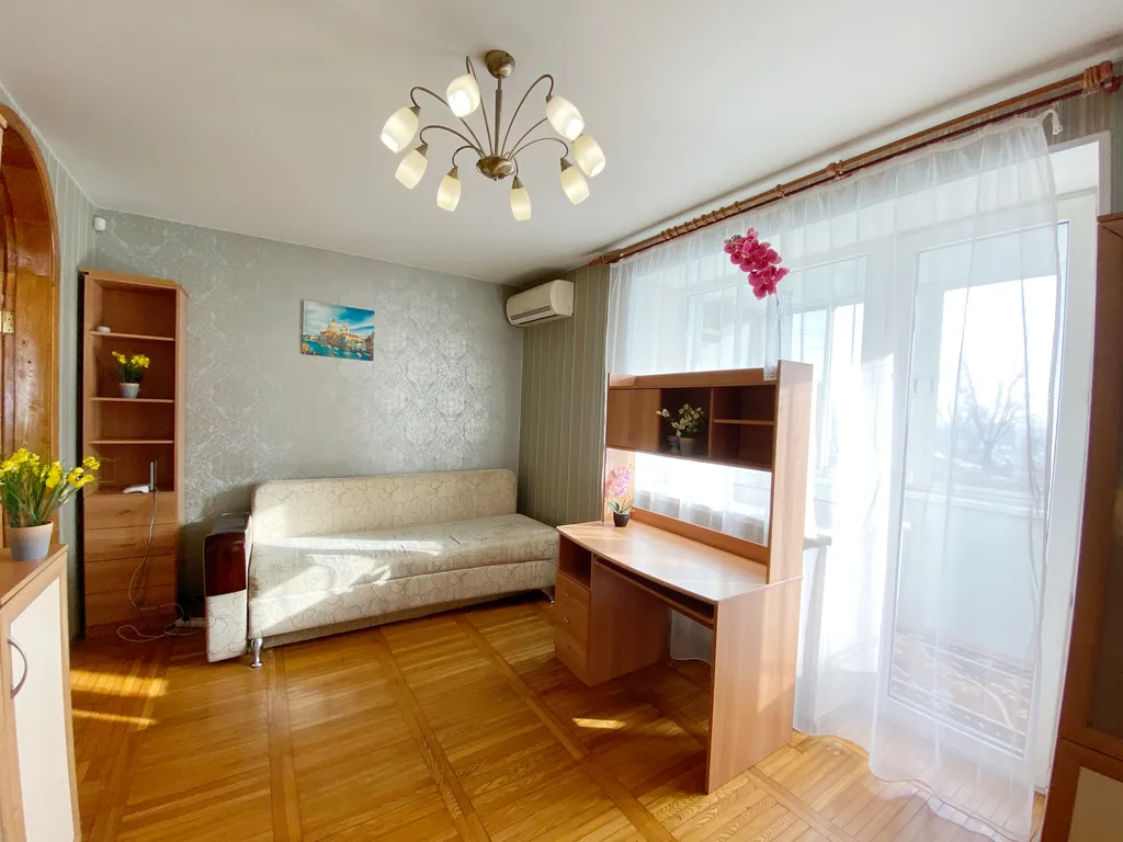 Уютная квартира в центре с видом на море