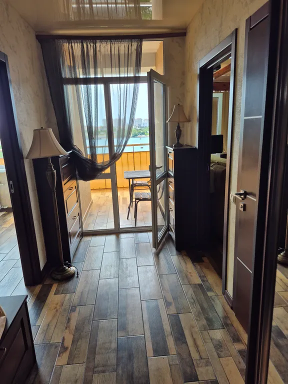 Дизайнерская квартира с видом на море