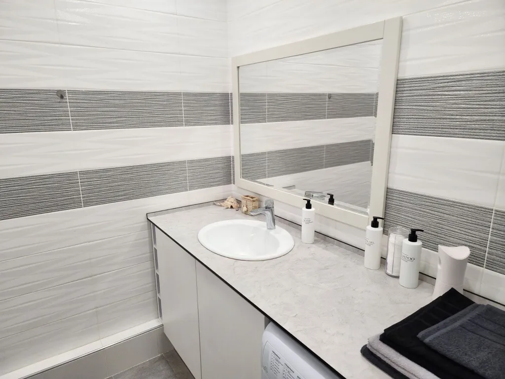 Уютная двухкомнатная квартира с видом на город