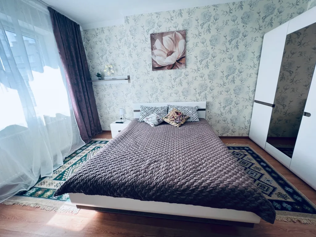 Квартира Квартира с двумя отдельными комнатами, исторический район, просторно — Калининград