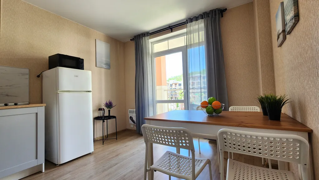 Уютная двушка в ЖК с бассейном