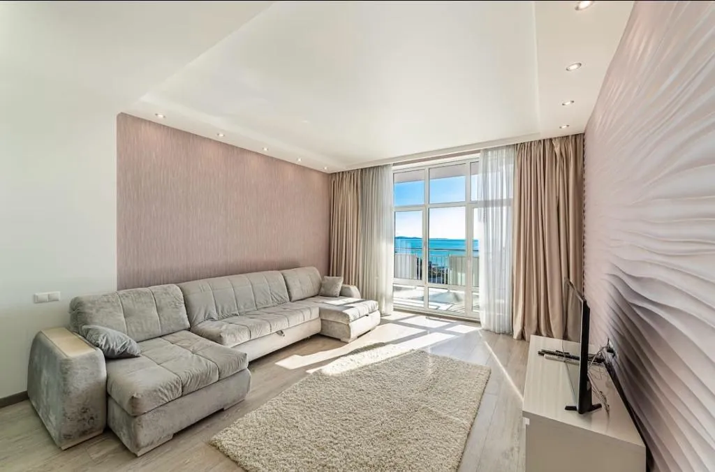 Уютная квартира в центре с потрясающим видом на море