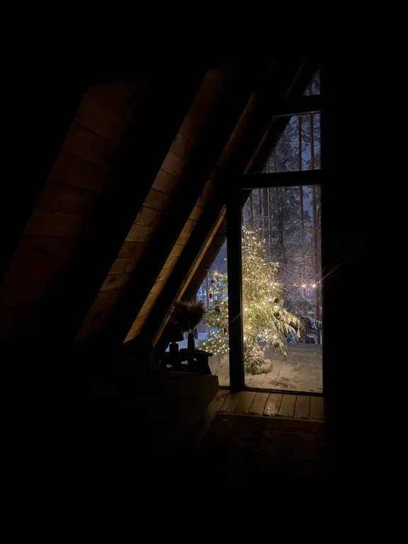 A-frame у Финского Залива посреди Корабельных сосен