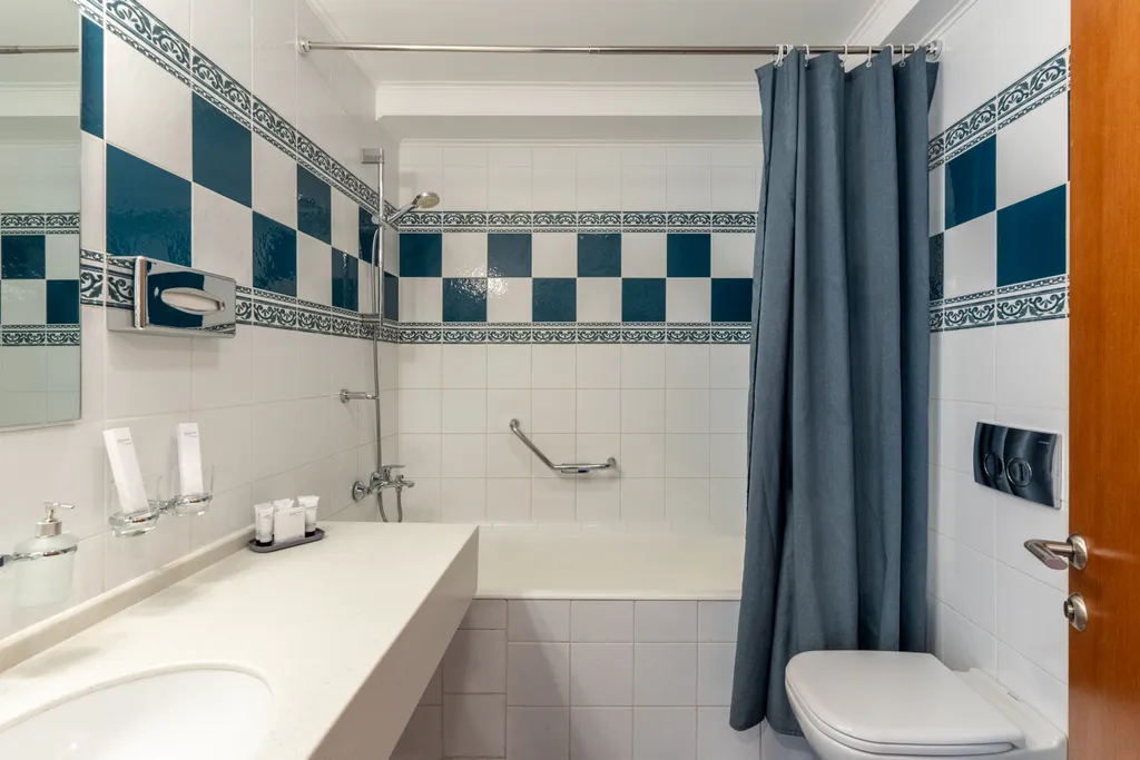 Семейный номер с кухонной зоной, отдельной гардеробной в 30 метрах от метро