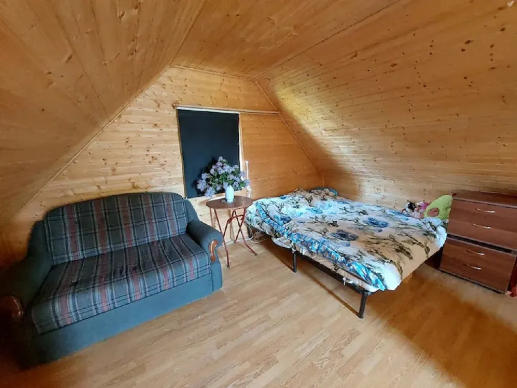 Дом между двух озёр