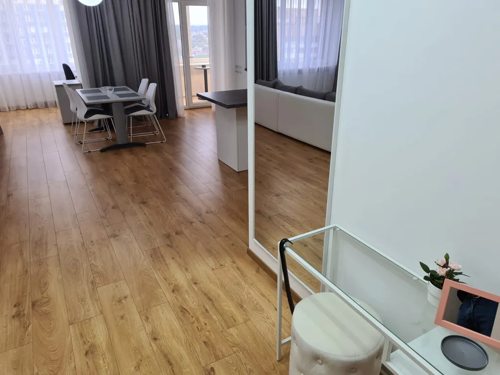 Люкс в новом доме с паркингом