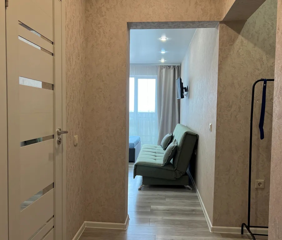 Студия с видом на аэропорт