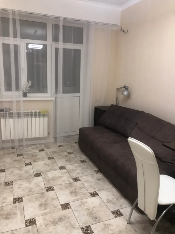 Просторная в центре, аэропорт 5 мин машиной, прекрасный вид на гору