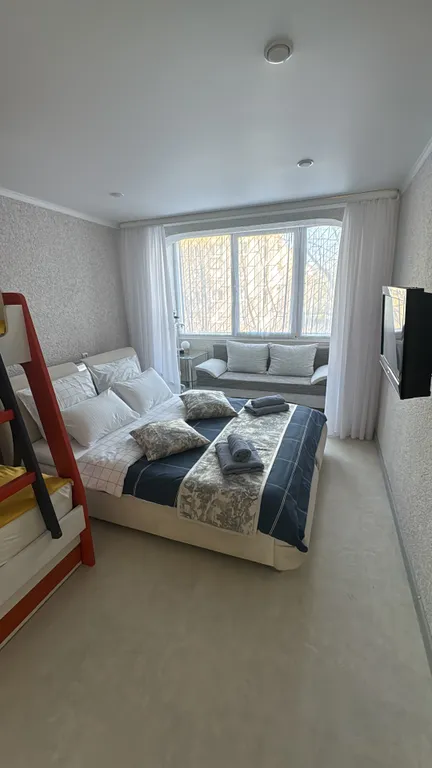 Трёхкомнатная квартира для семей с детьми и малышами