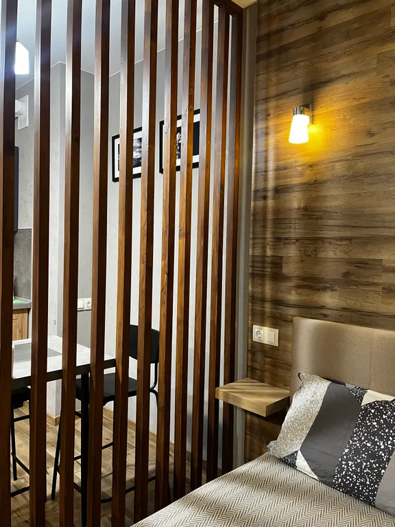 Квартира-студия с новым дизайнерским ремонтов в новом доме