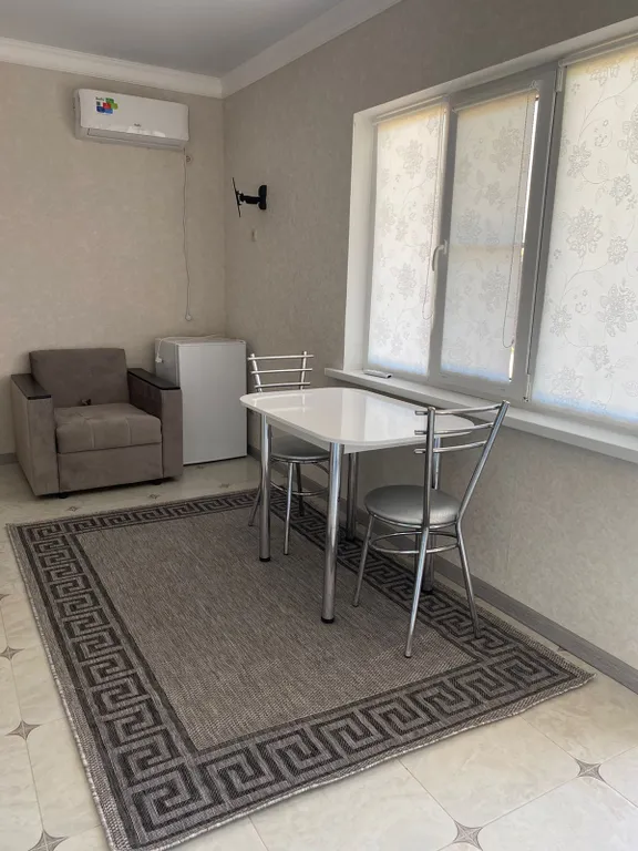 Комната с видом на море