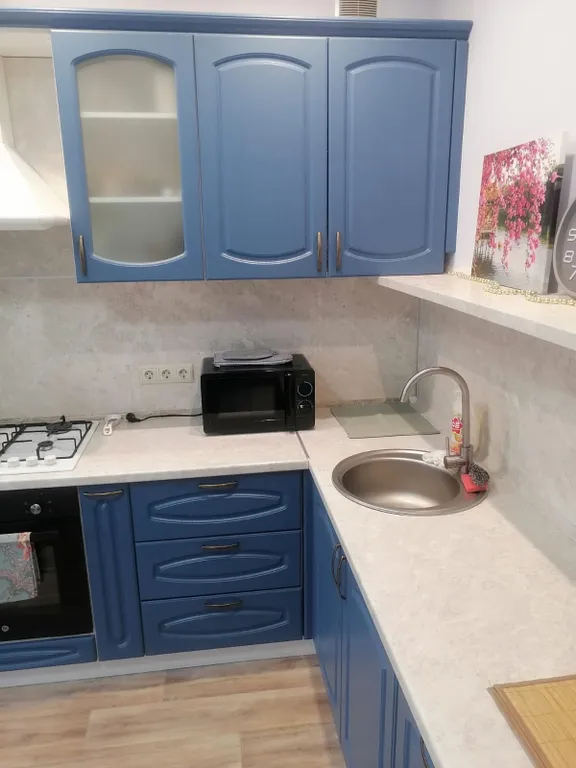 Просторная однушка в заволжском районе города+ новогодняя ёлочка