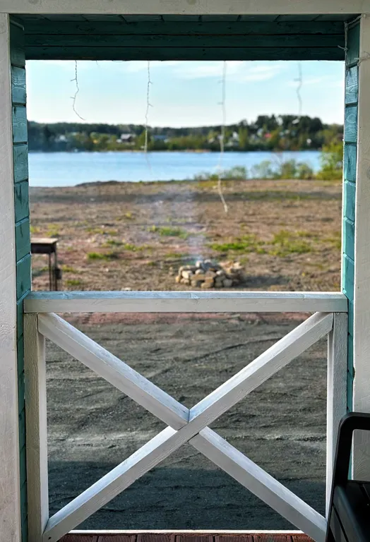 Уютный домик на берегу Ладожского озера