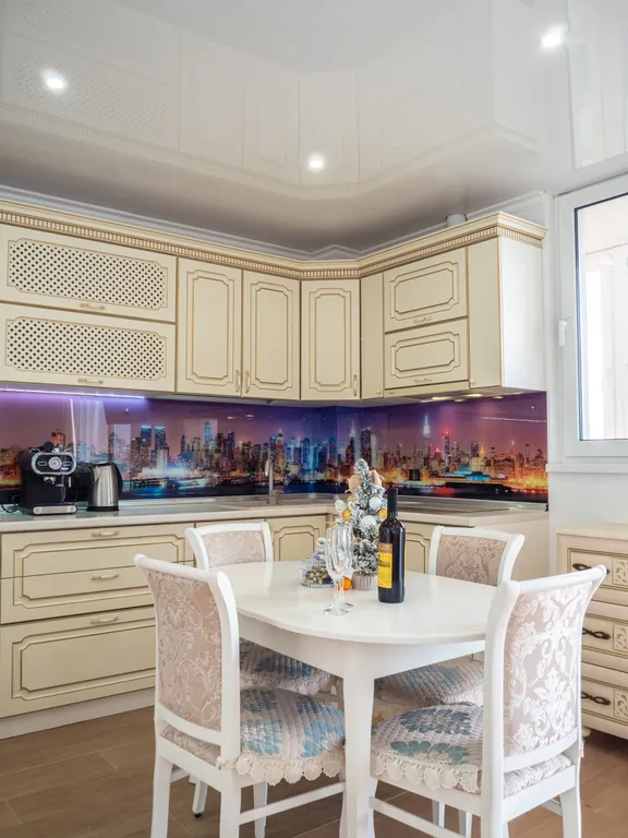 Уютная студия с видом на море и город