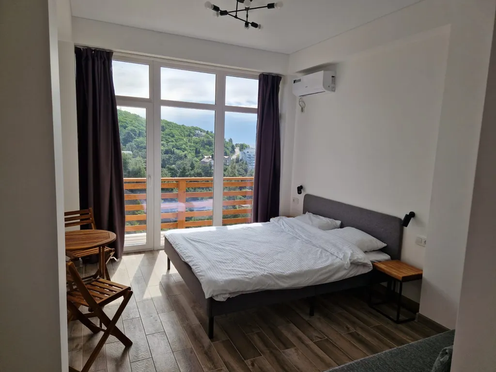 Квартира Комната — аренда посуточно в Береговое (Ялта)