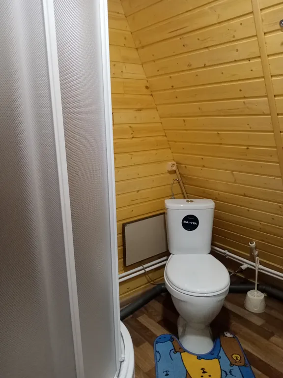 Домик с Баней у горы