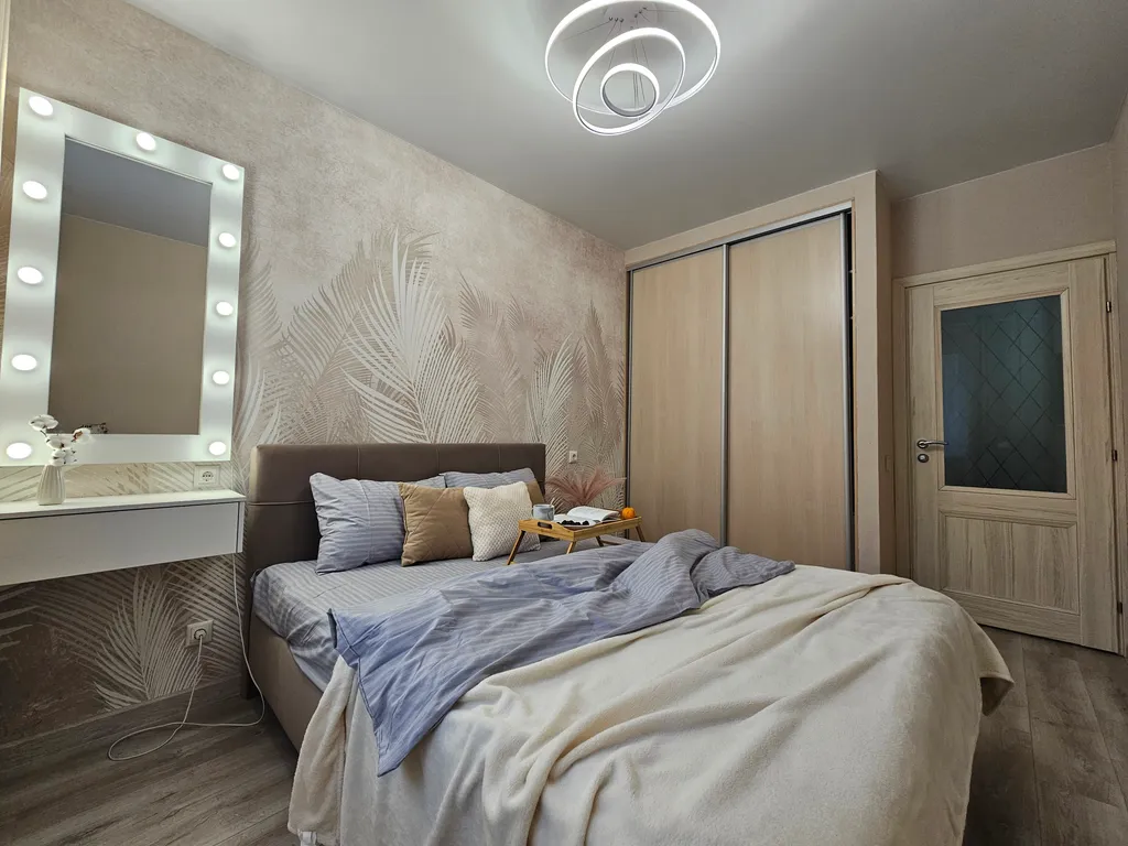 Комфортная двухкомнатная квартира