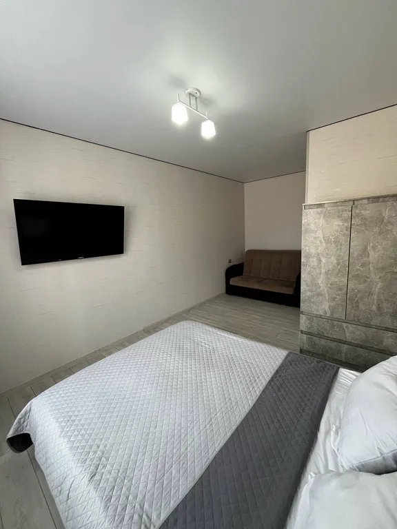 Квартира около аэропорта с евро ремонтом