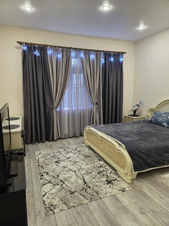 Уютная квартира с видами на Собор и набережную