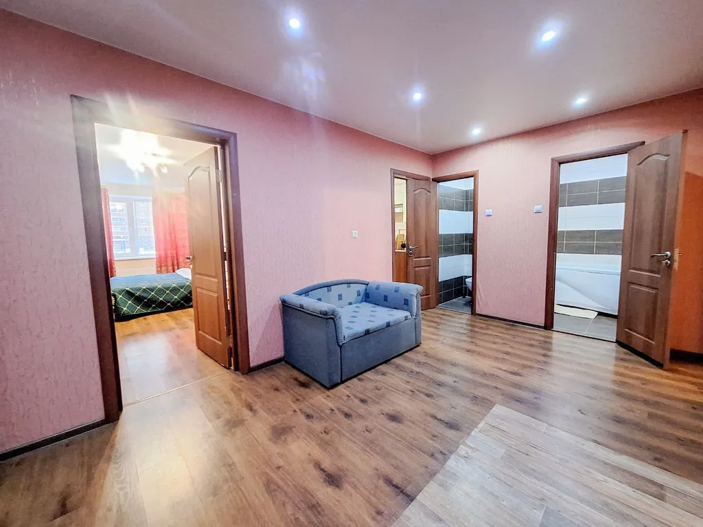 Уютная и просторная двухкомнатная квартира с заселением до 7 человек