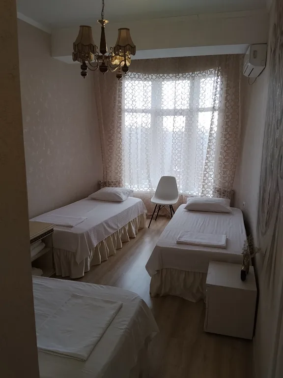 Дом замок с видом на море и горы