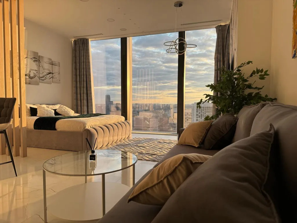 Квартира Квартира Sky City Moscow Уютная студия с Аэрохоккеем в Москва Сити. — Москва
