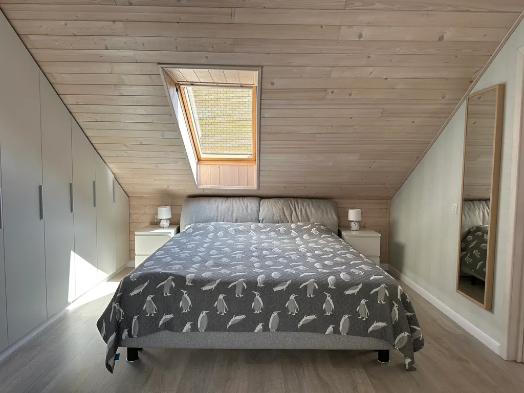 Двухуровневая квартира в частном доме