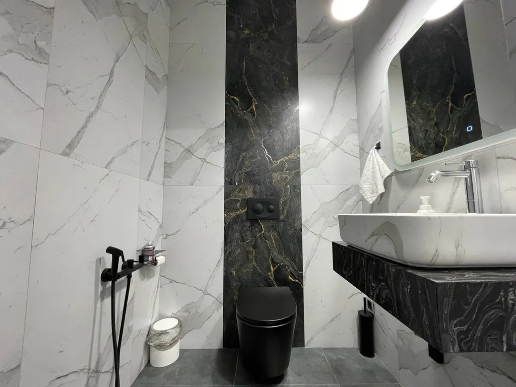 Новый, уютный, современные дом с дизайнерским ремонтом