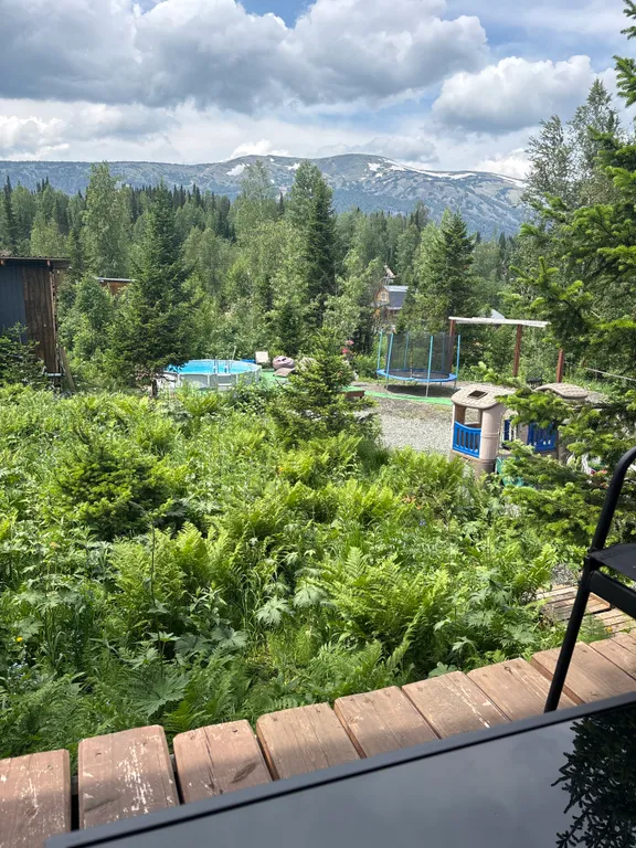 Дом с видом на горы