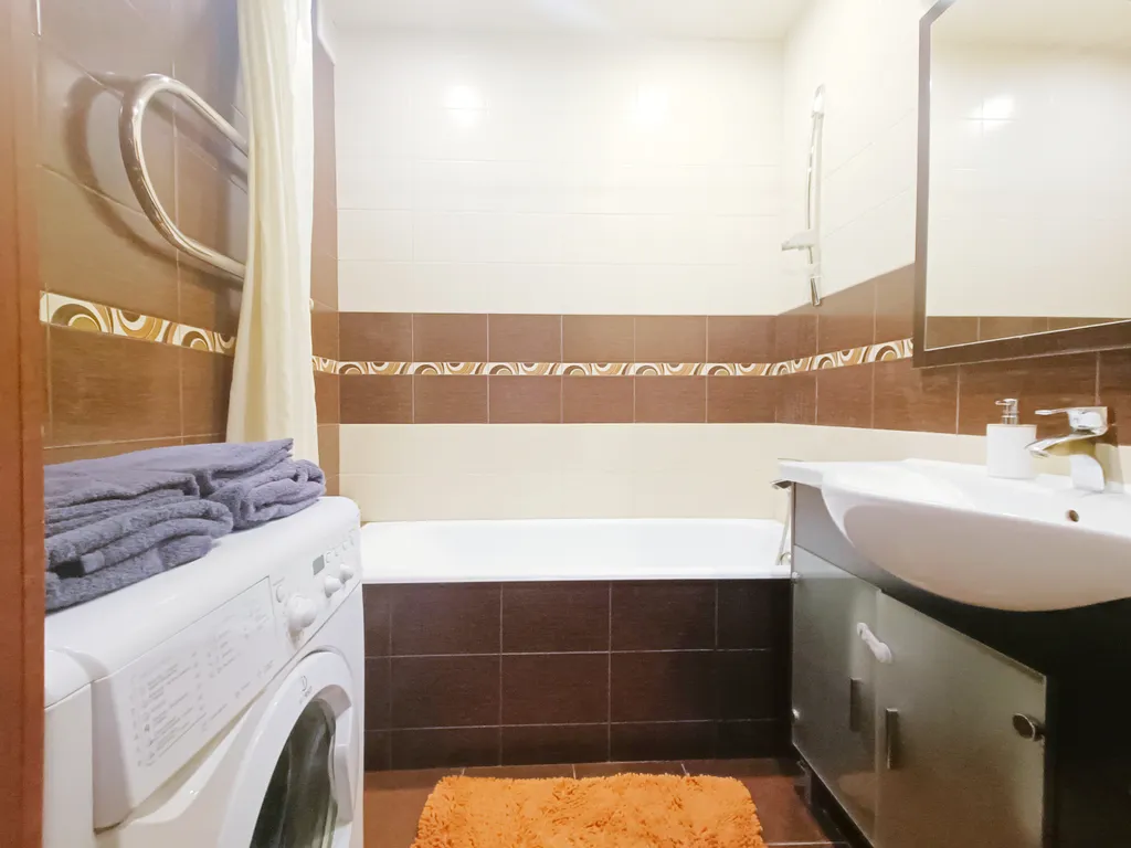 Двухкомнатная квартира на Склизкова