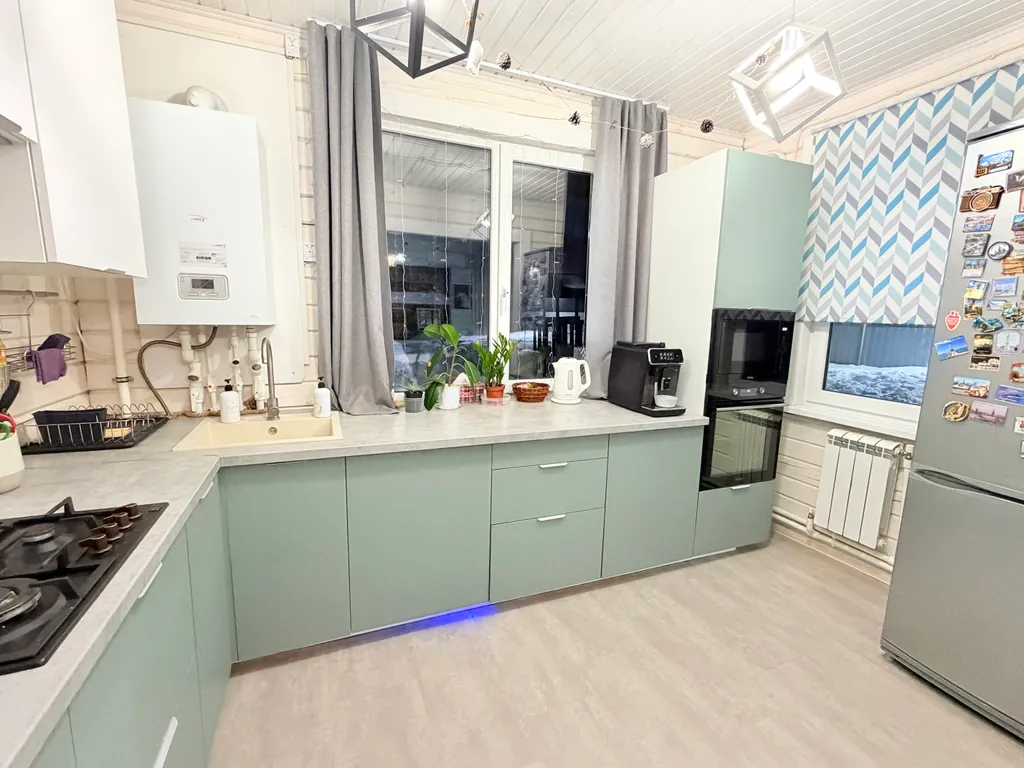 Уютный семейный дом с баней