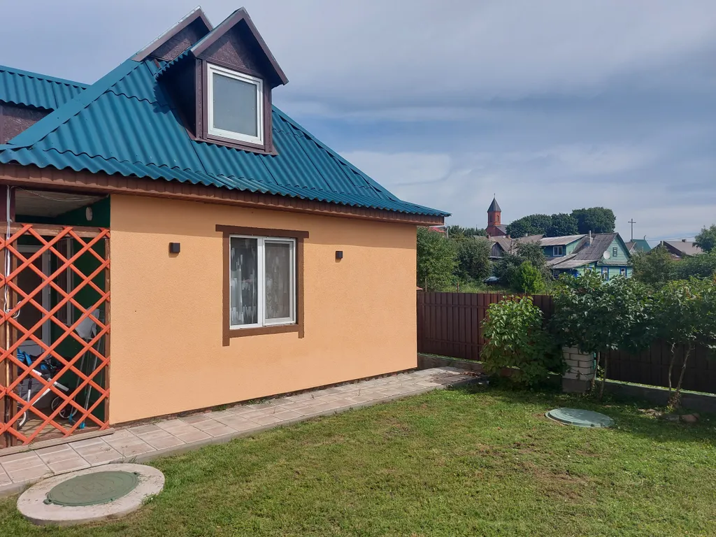 Комфортные домики у озера Дривяты под Замковой горой