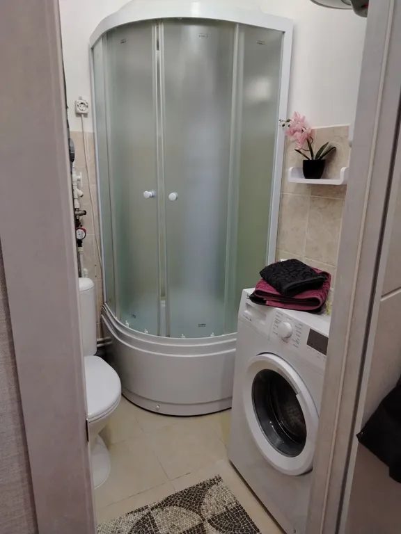 Уютная студия в 7 минутах от аэропорта