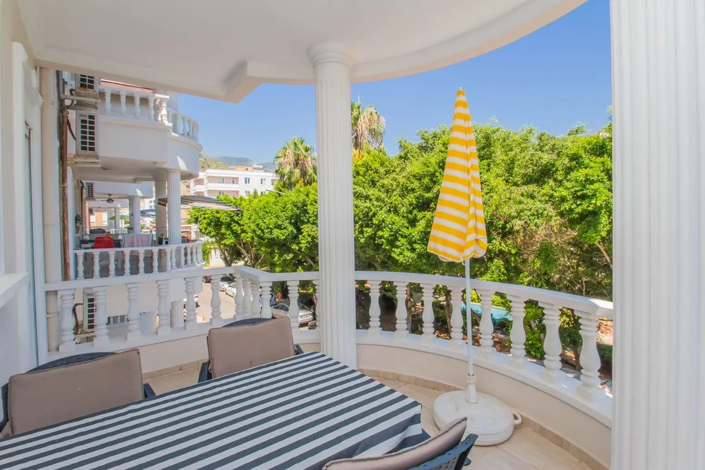 30 метров до моря на пляже клеопатра, шикарный вид