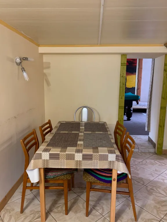 Уютная часть дома для спокойного отдыха рядом с Луговым парком