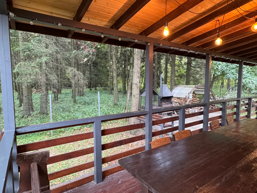 Домик у леса