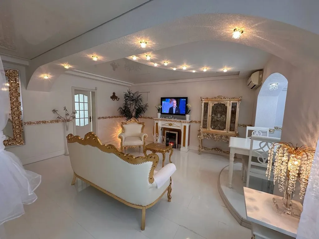 2-комнатная квартира в центре г. Донецк