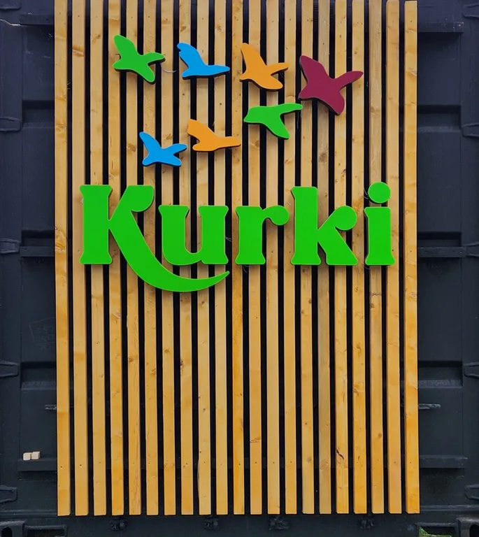 Дом с березками