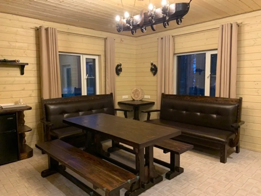 Комфортабельный коттедж с видом на озеро