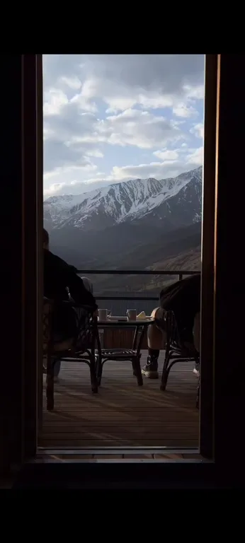 Уютный домик в горах